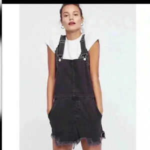 Free people denim overall skirt black size 4